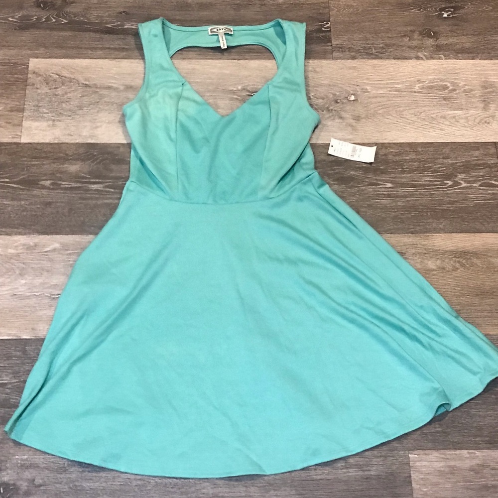 Dress w/ heart cut out on back
